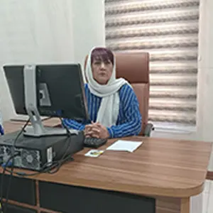 عکس دکتر فرزانه فولادگر