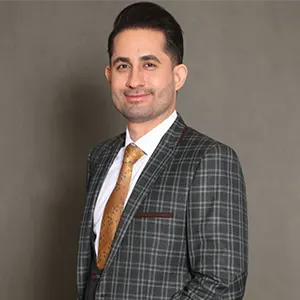 عکس فرزاد حاج کریمیان