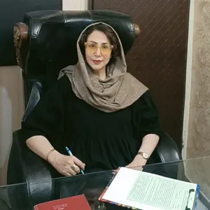 عکس خانم زینب تفنگچیان