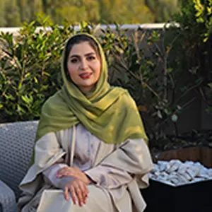 عکس خانم زهرا زند